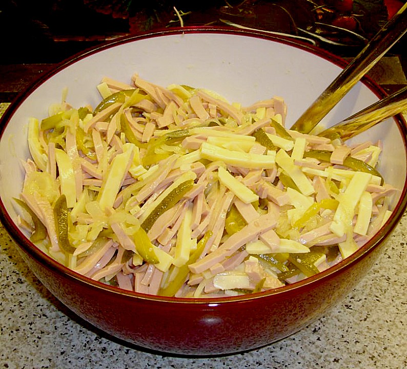 Schweizer Wurstsalat von enelaacher | Chefkoch.de Schweizer Wurstsalat von enelaacher | Chefkoch.de