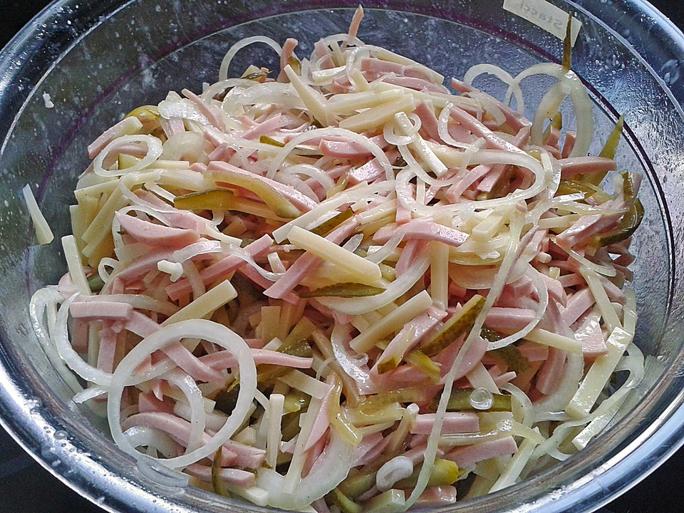 Schweizer Wurstsalat von enelaacher | Chefkoch.de