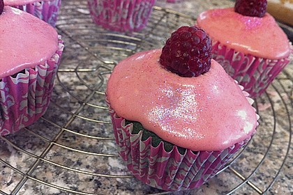 Himbeer Cupcakes 9