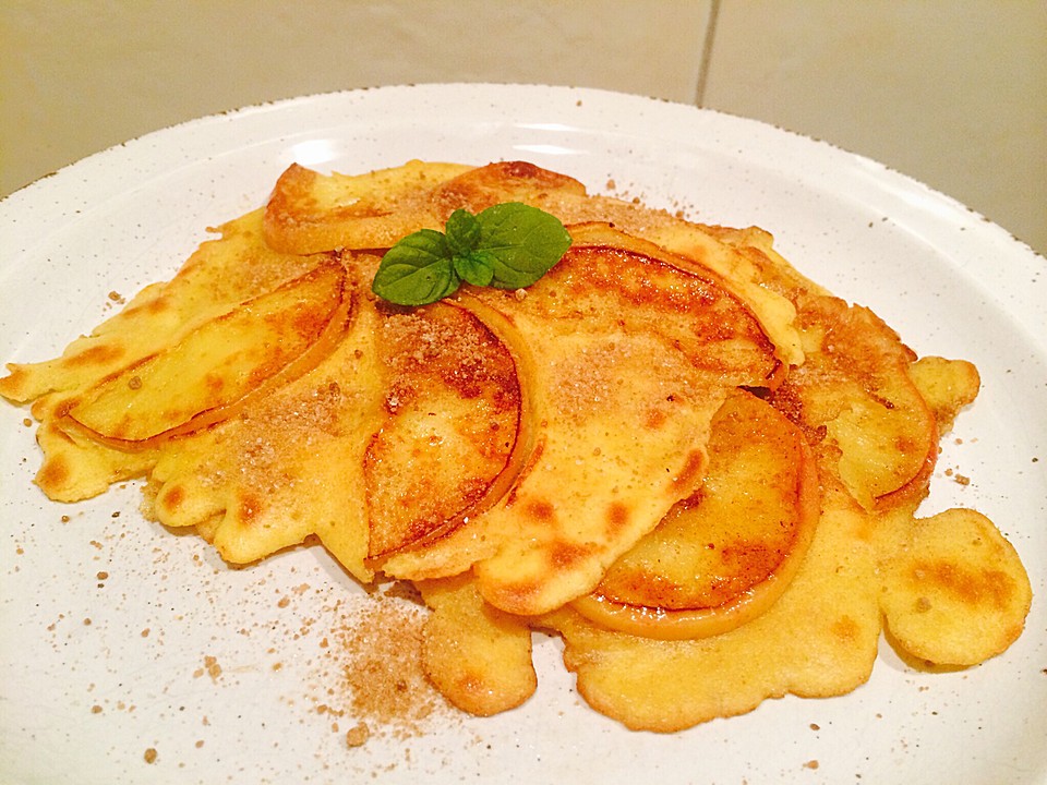 Pfannkuchen mit Äpfeln von Dröppelminna | Chefkoch.de