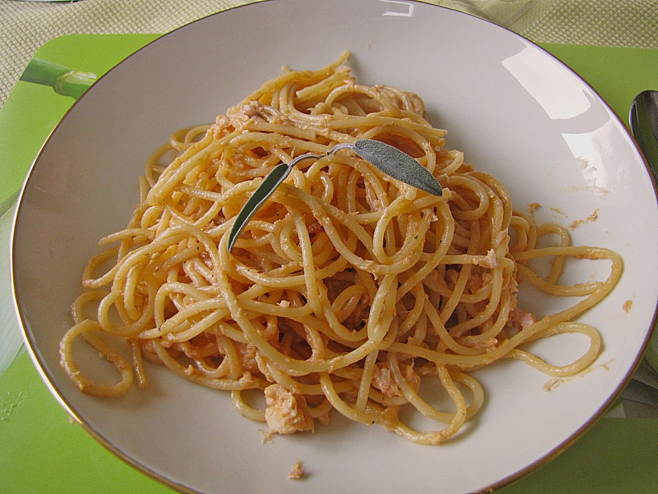 Spaghetti mit Frischkäse und geräucherter Forelle von stucky | Chefkoch.de