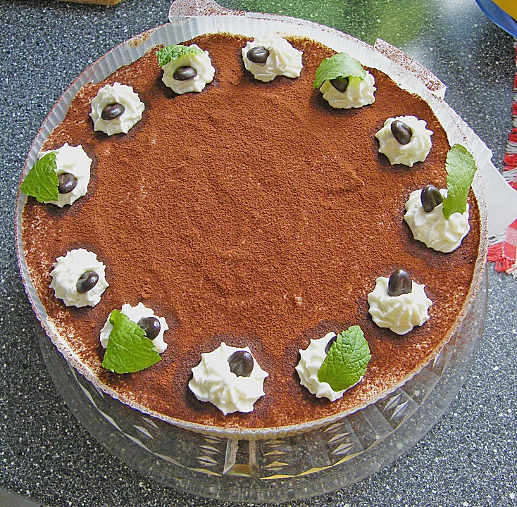 Tiramisu Torte mit Trauben von lillymaus0815 | Chefkoch.de