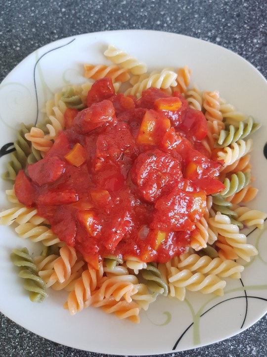 Paprika Reis Pfanne Mit Herzhafter Cabanossi - Rezepte Suchen