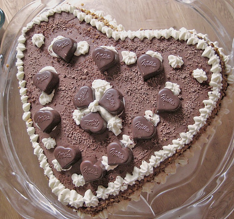 Milka - Herzen - Torte von Cjless | Chefkoch.de