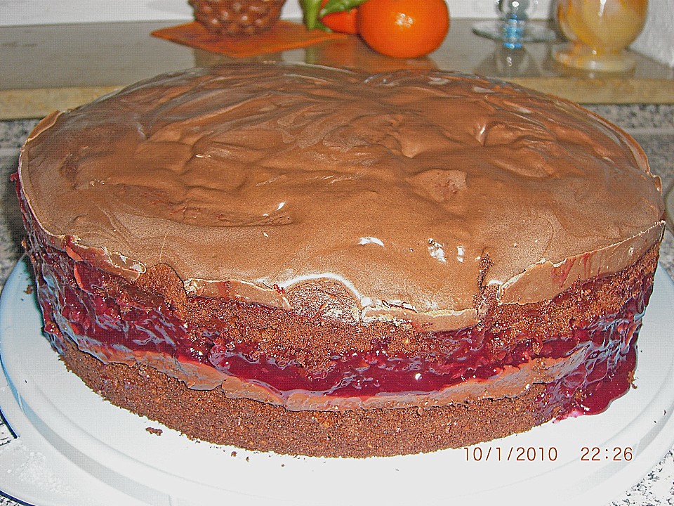 Schokotorte mit Pudding - Kirsch - Füllung von devilsangel2408 ...