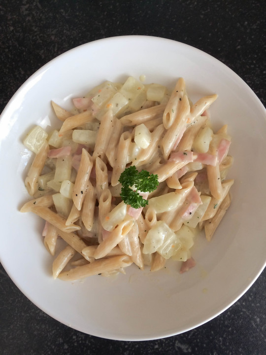 Nudeln mit Kohlrabi-Schinken-Sauce von Siane | Chefkoch.de