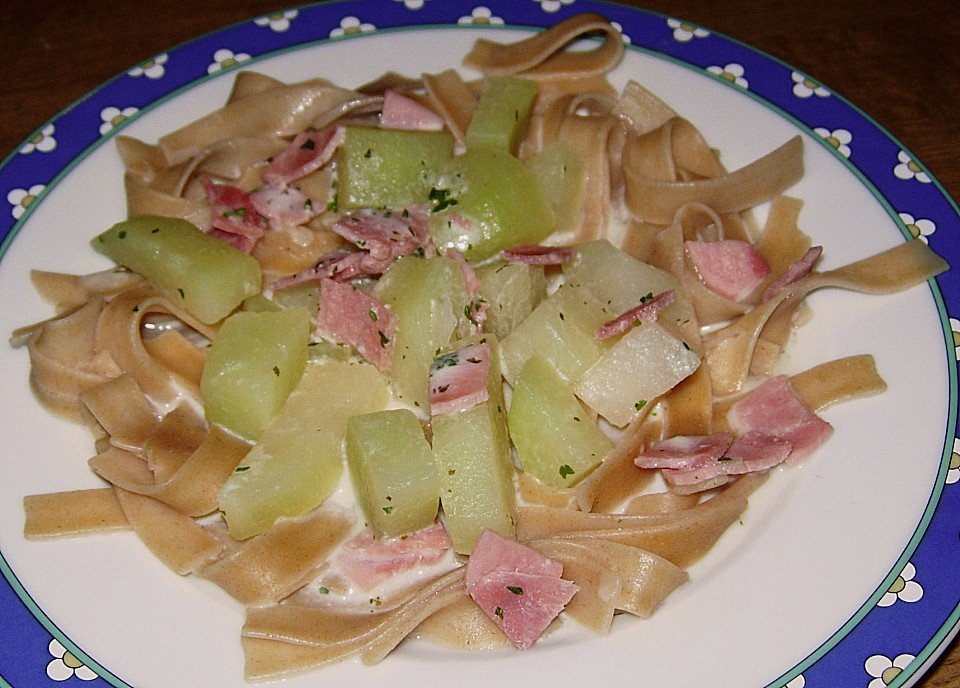 Nudeln mit Kohlrabi-Schinken-Sauce von Siane | Chefkoch.de