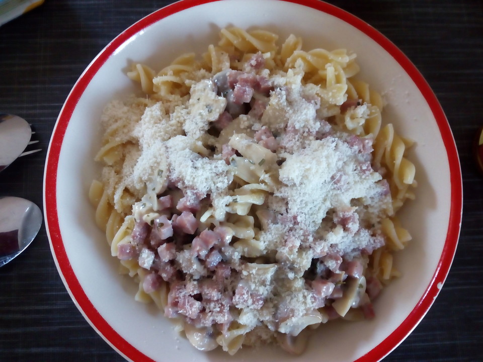 Schinken - Käse - Sahne - Soße von TGKoch | Chefkoch.de