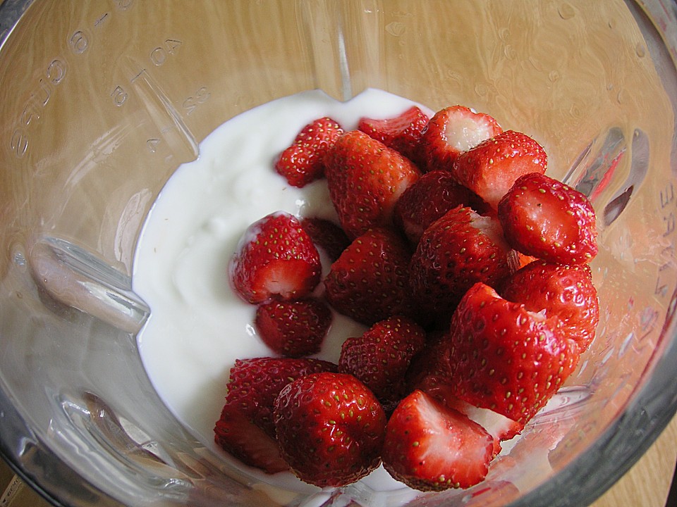 Erdbeer - Shake mit Joghurt von zotti1964 | Chefkoch.de