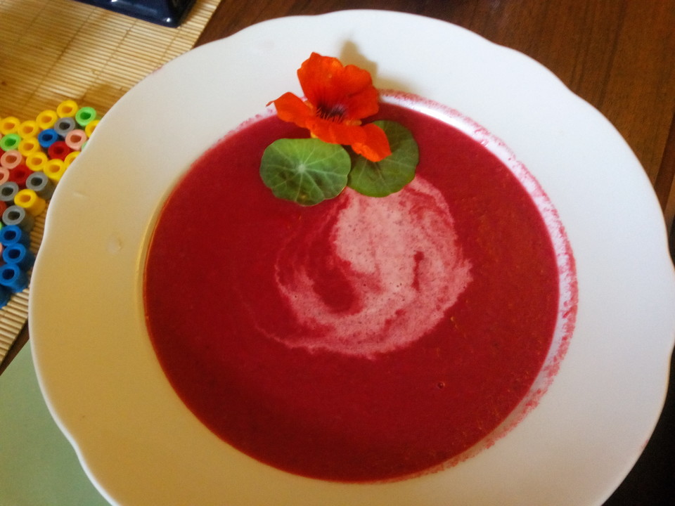 Rote Bete Suppe mit Meerrettich von Hundepfote1 | Chefkoch.de