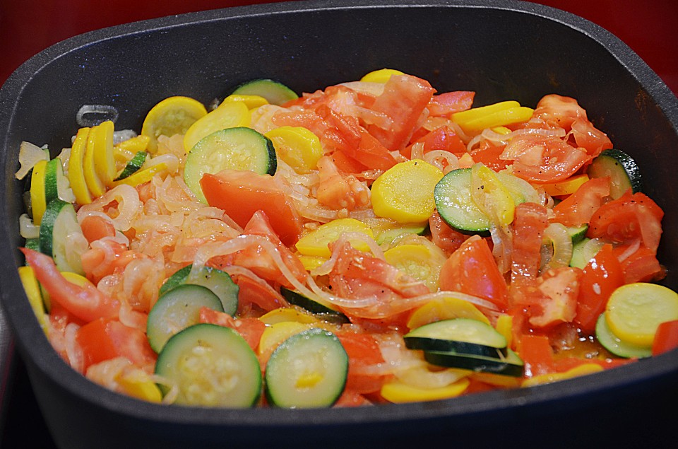 Zucchini - Tomaten - Zwiebel - Gemüse von Dana2205 | Chefkoch.de