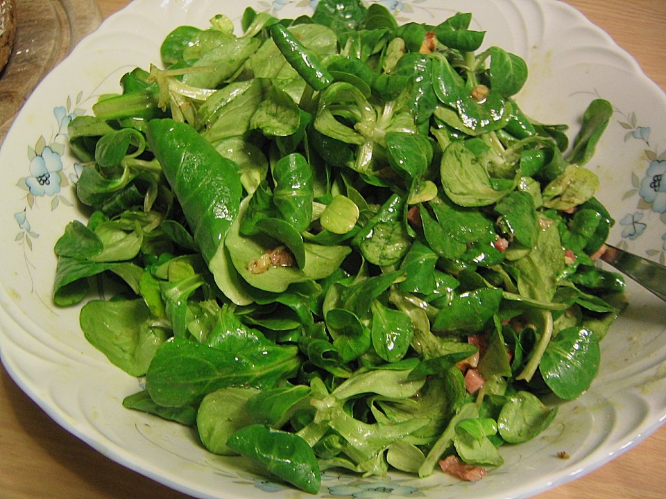 Vogerlsalat mit Speck und Nüssen von MyxinTM | Chefkoch.de