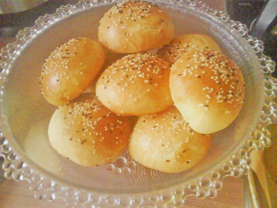 Türkische gefüllte Brötchen von Sevinc24 | Chefkoch.de