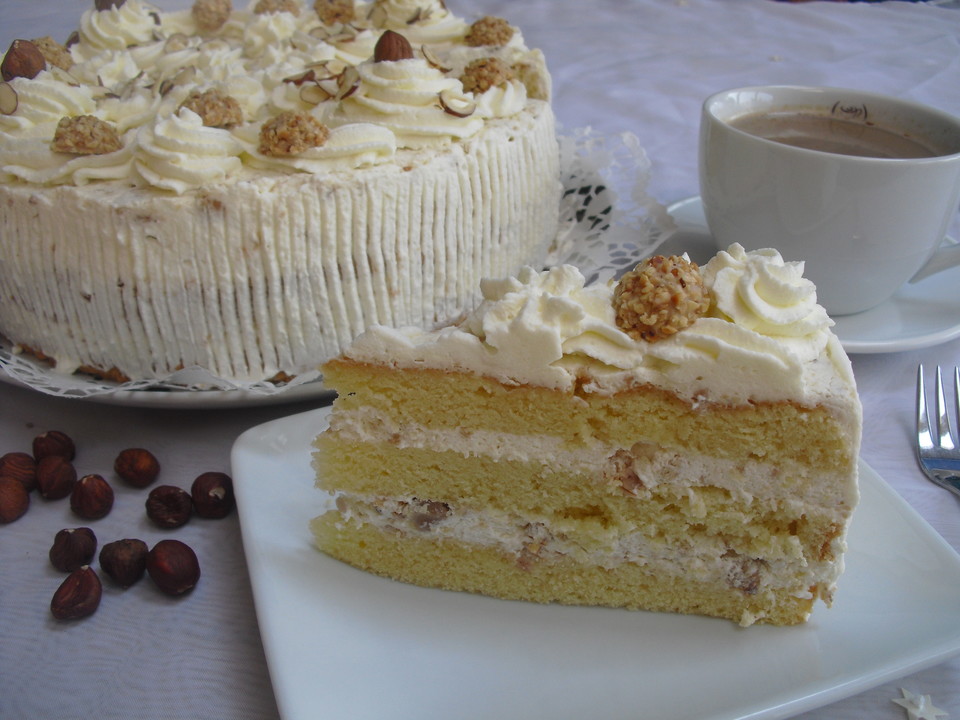 Haselnuss - Sahne - Torte von Rosenbaum70 | Chefkoch.de