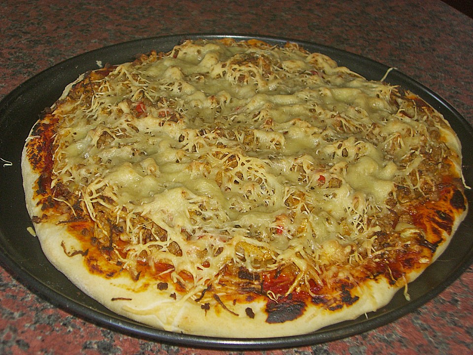 Hackfleischpizza von Bine1974 | Chefkoch.de