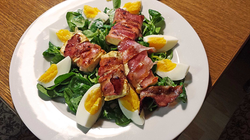 Schafskäse im Speckmantel auf Feldsalat von schlemmer-maus | Chefkoch.de