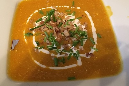 Kürbissuppe mit Äpfeln, Birnen + Lachs 9