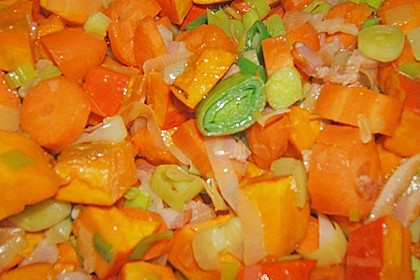 Kürbissuppe mit Äpfeln, Birnen + Lachs 20