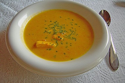 Kürbissuppe mit Äpfeln, Birnen + Lachs 4