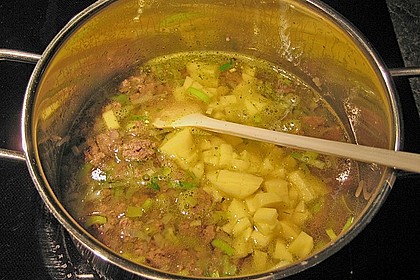 Hackfleisch-Lauch-Suppe 43