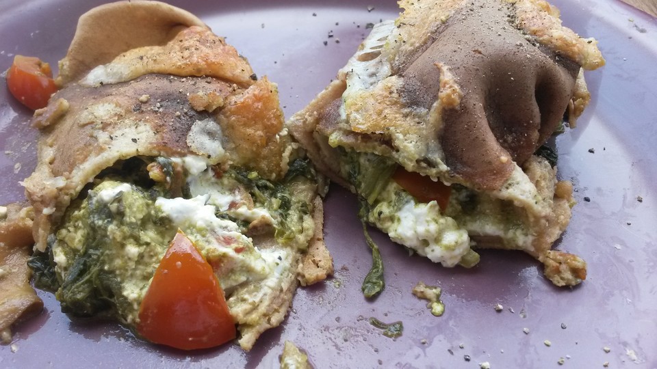 Pfannkuchen mit Ricotta-Spinat Füllung von ufaudie58 | Chefkoch.de