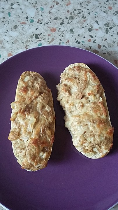 Thunfisch - Schmand - Brötchen von Nessi681 | Chefkoch.de