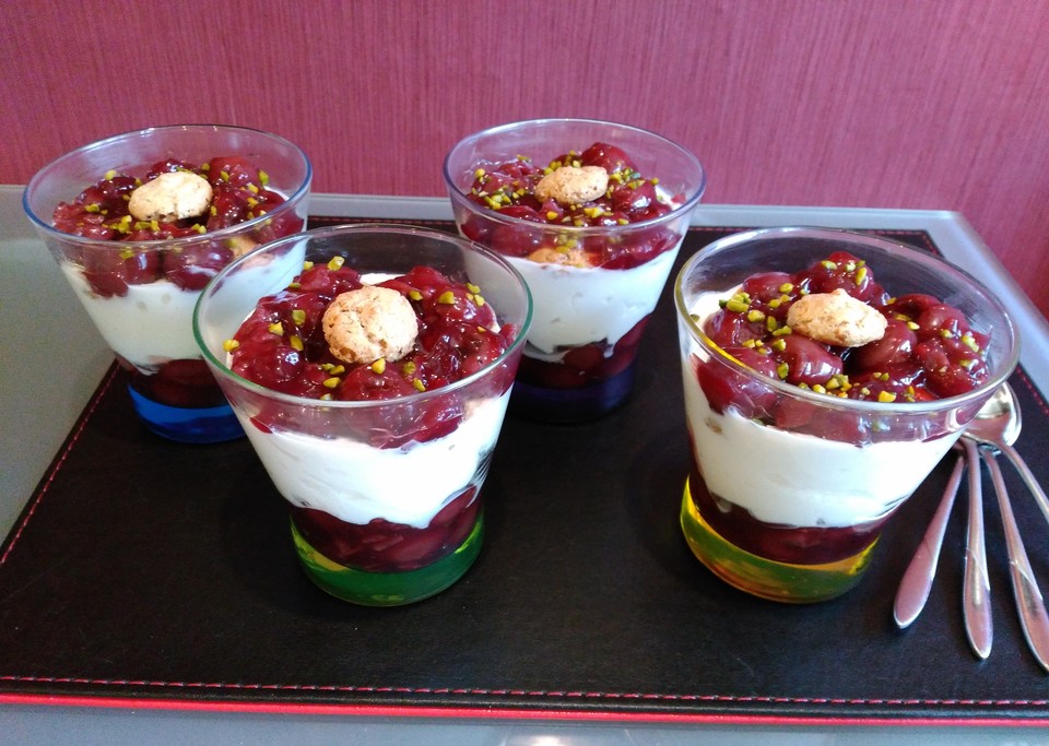 Kirschen - Amaretto - Dessert von mima53 | Chefkoch.de