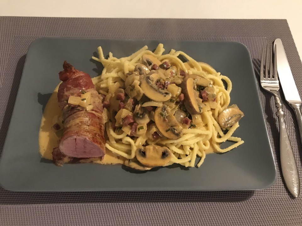 NT - Schweinefilet im Speckmantel mit Champignons und Spätzle von ...