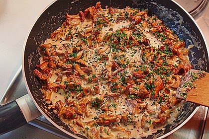 Bandnudeln mit Pfifferlingsauce 7