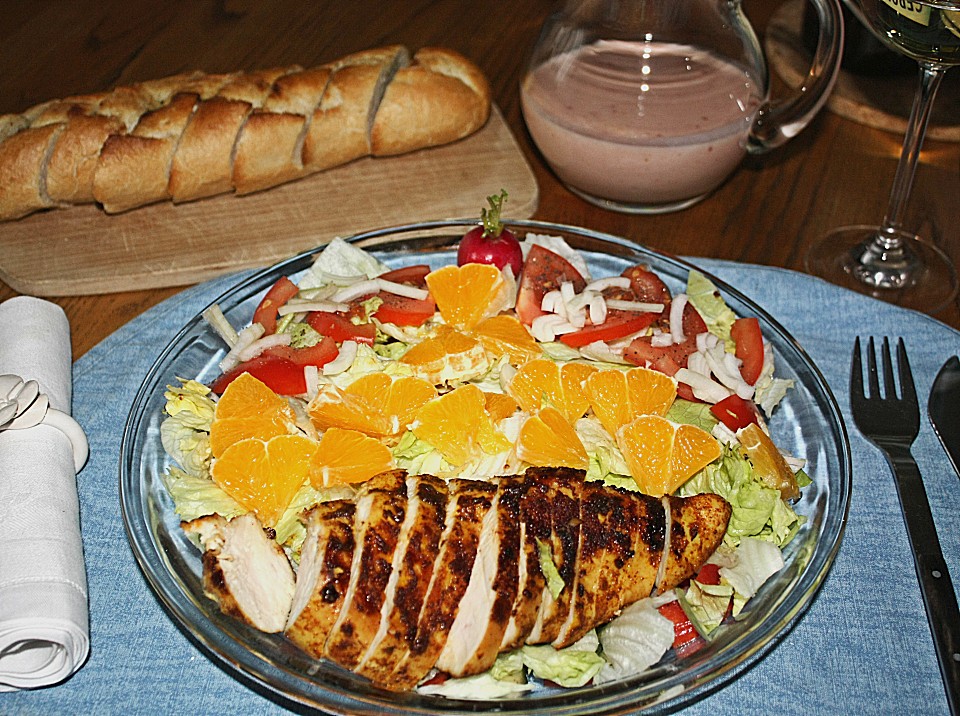 Großer Salatteller mit Hähnchenbrustfilet von dbartel | Chefkoch.de
