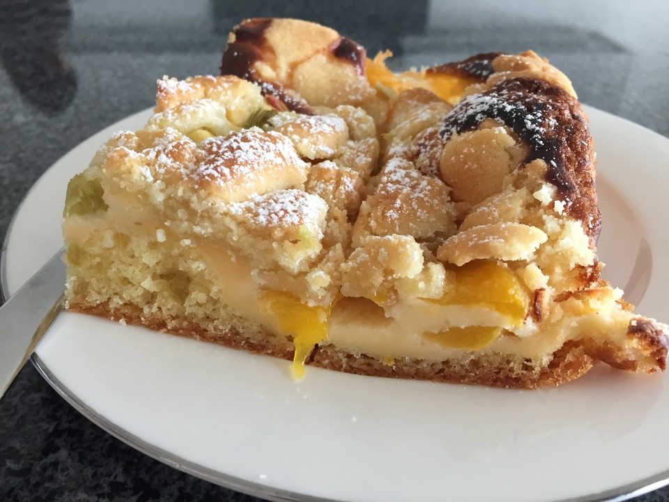 Rhabarberkuchen mit Quarkcreme und Streuseln von kleinemama3 | Chefkoch.de