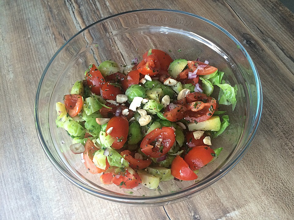 Rosenkohl - Tomaten - Salat von BitterSweet777 | Chefkoch.de