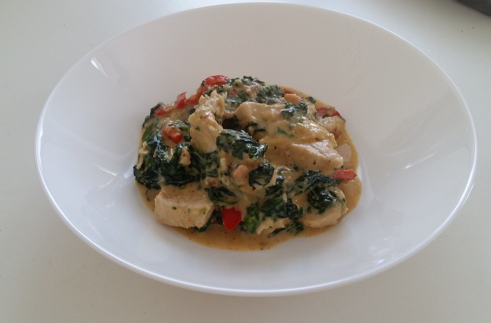 Hähnchengeschnetzeltes in Spinat - Sahne - Soße von taliafee | Chefkoch.de