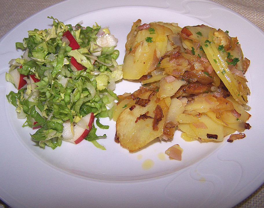 Endiviensalat mit Apfelstückchen von Bohben | Chefkoch.de