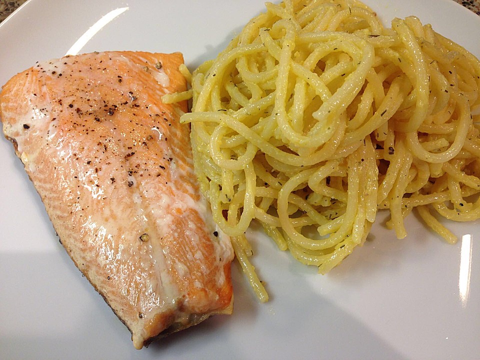 Spaghetti mit Lachs und Zitronensauce von börns | Chefkoch.de