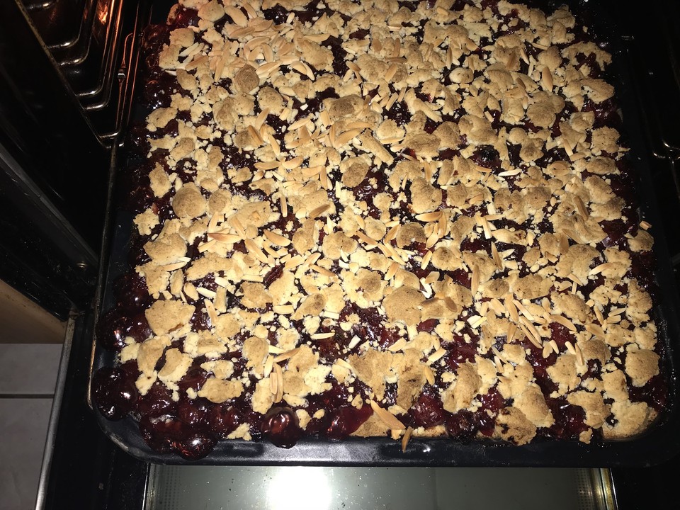 Streusel-Kirsch-Kuchen von UlrikeM | Chefkoch.de