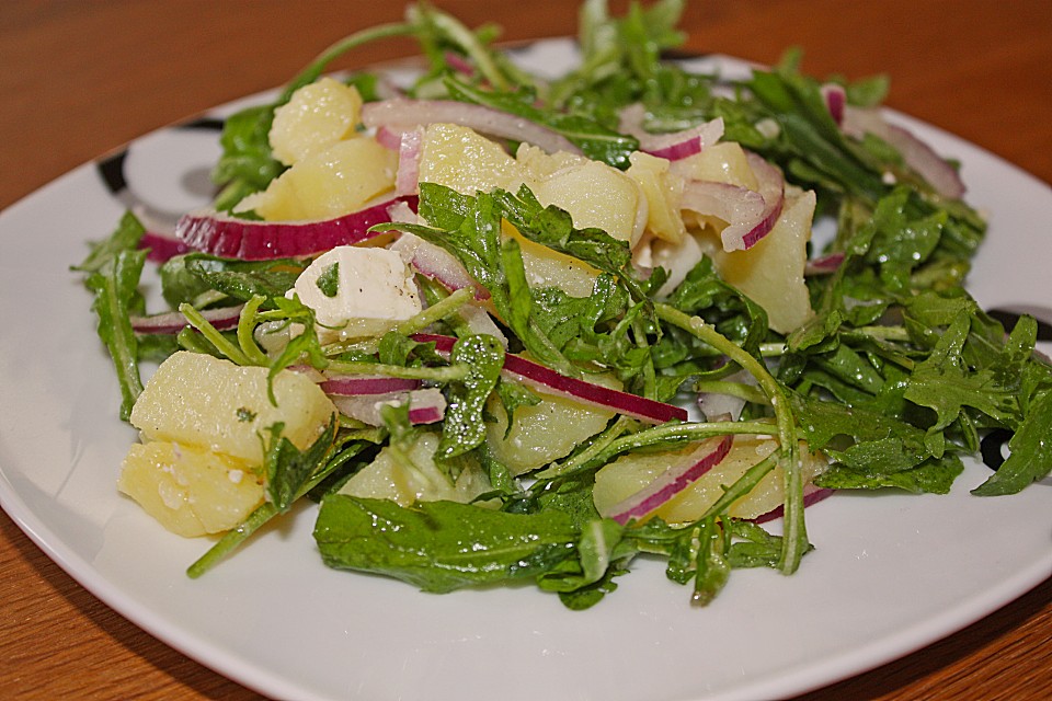 Kartoffelsalat mit Rucola und Schafskäse von ManuGro | Chefkoch.de