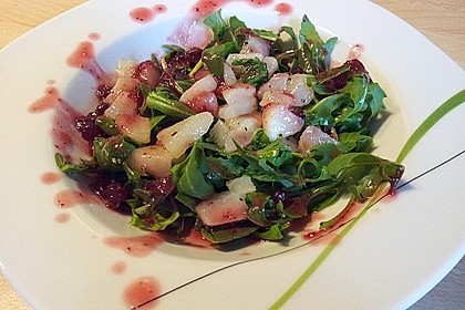 Rucola mit gebratenen Birnen und Preiselbeer - Dressing 4