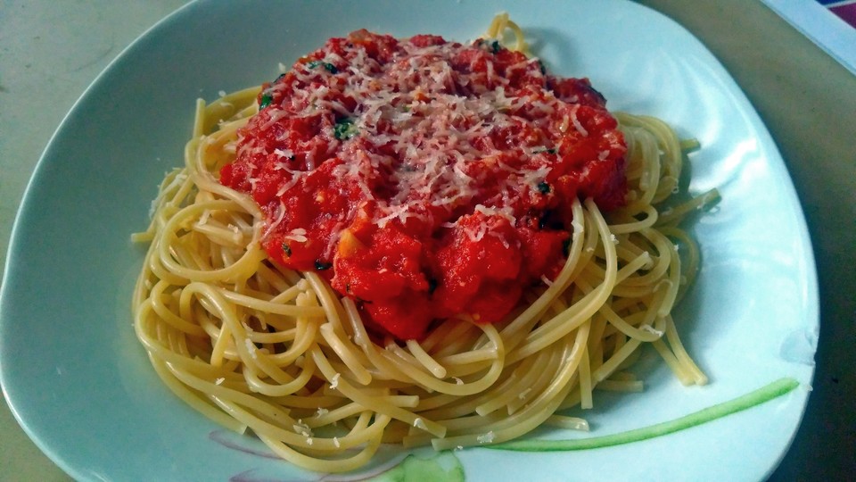 Nudeln mit Tomate - Mozzarella Soße von Cililein | Chefkoch.de
