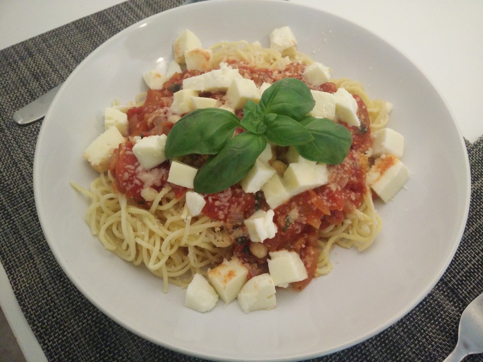 Nudeln mit Tomate - Mozzarella Soße von Cililein | Chefkoch.de