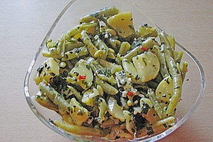 Libanesischer Kartoffelsalat würzig - pikant 16