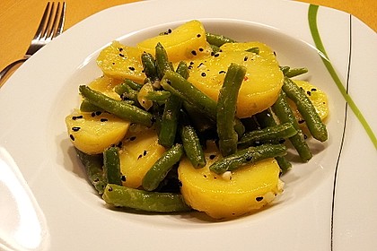 Libanesischer Kartoffelsalat würzig - pikant 5
