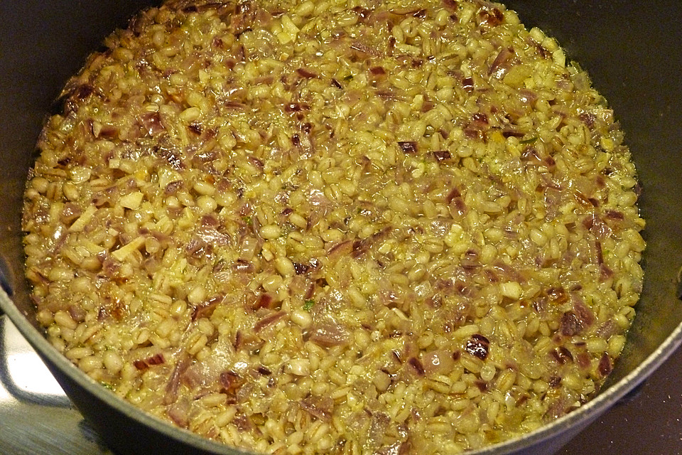 Krosser Zander auf Perlgraupen Risotto von Alleskoster | Chefkoch.de