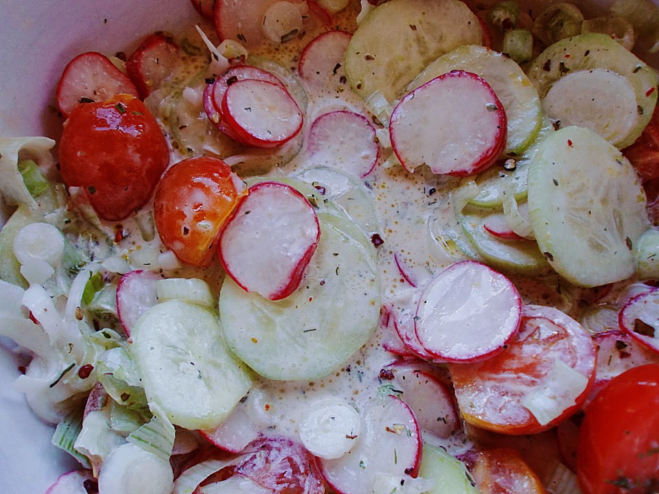 Salatsauce, die zu allem passt von nvaudlet | Chefkoch.de