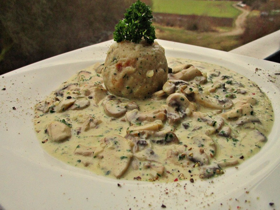 Champignon - Rahm - Sauce von Sandy2509 | Chefkoch.de