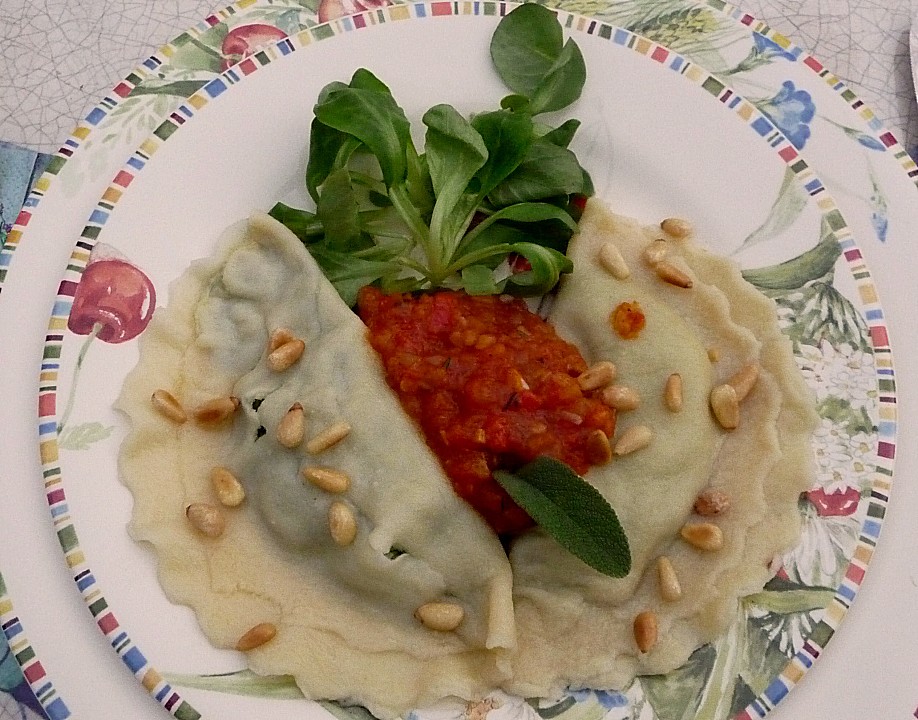 Ravioli mit Bärlauch - Spinat - Ricotta - Schinken Füllung von Corela1 ...