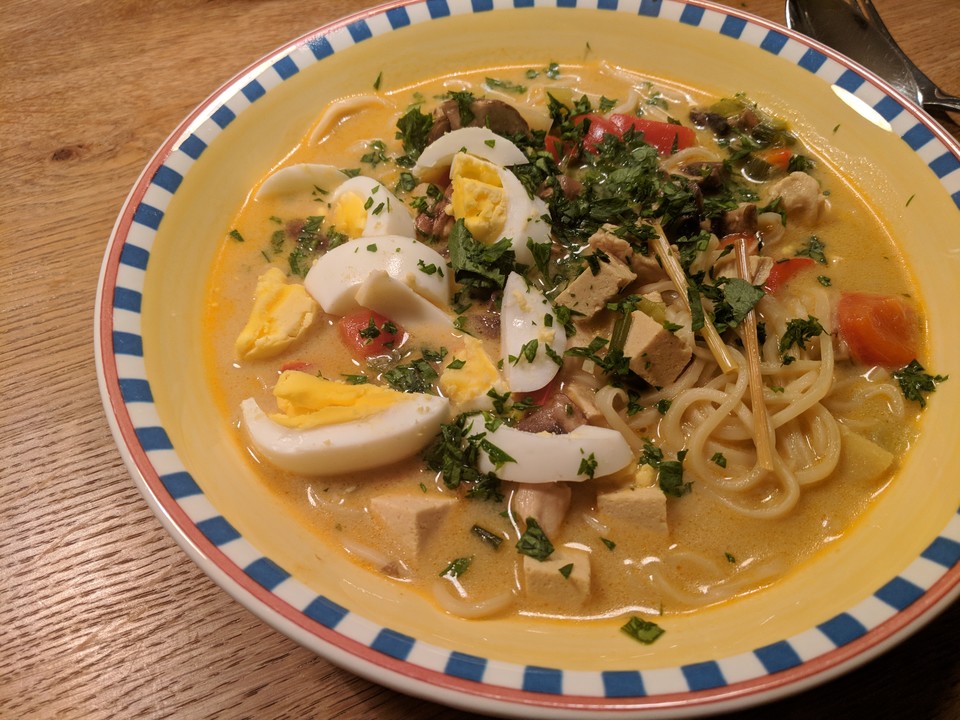 Pikante Thai Suppe mit Kokos und Hühnchen von mila_d | Chefkoch.de