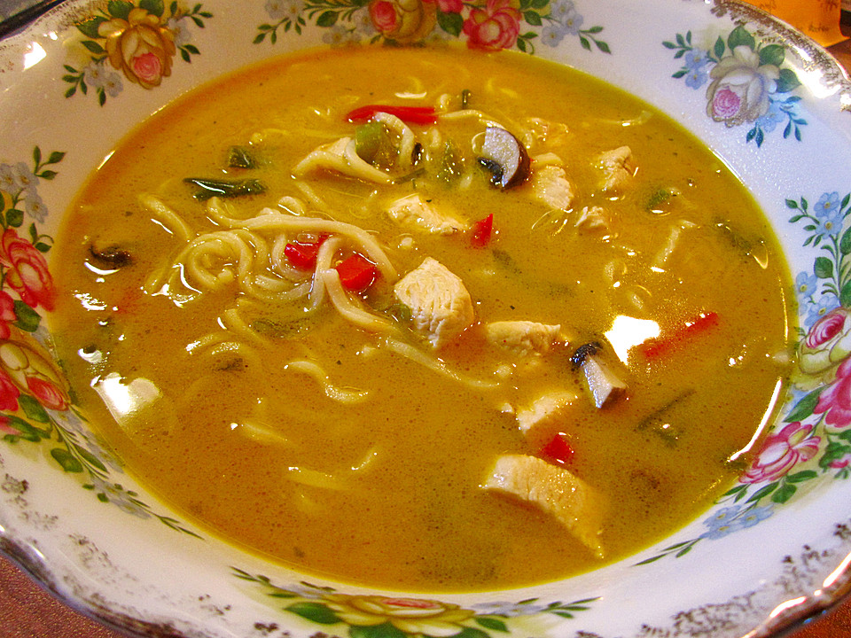 Pikante Thai Suppe mit Kokos und Hühnchen von mila_d | Chefkoch.de