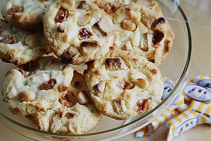 Super Chunk Cookies 18