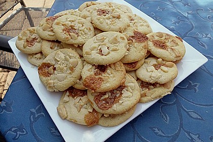 Super Chunk Cookies 37